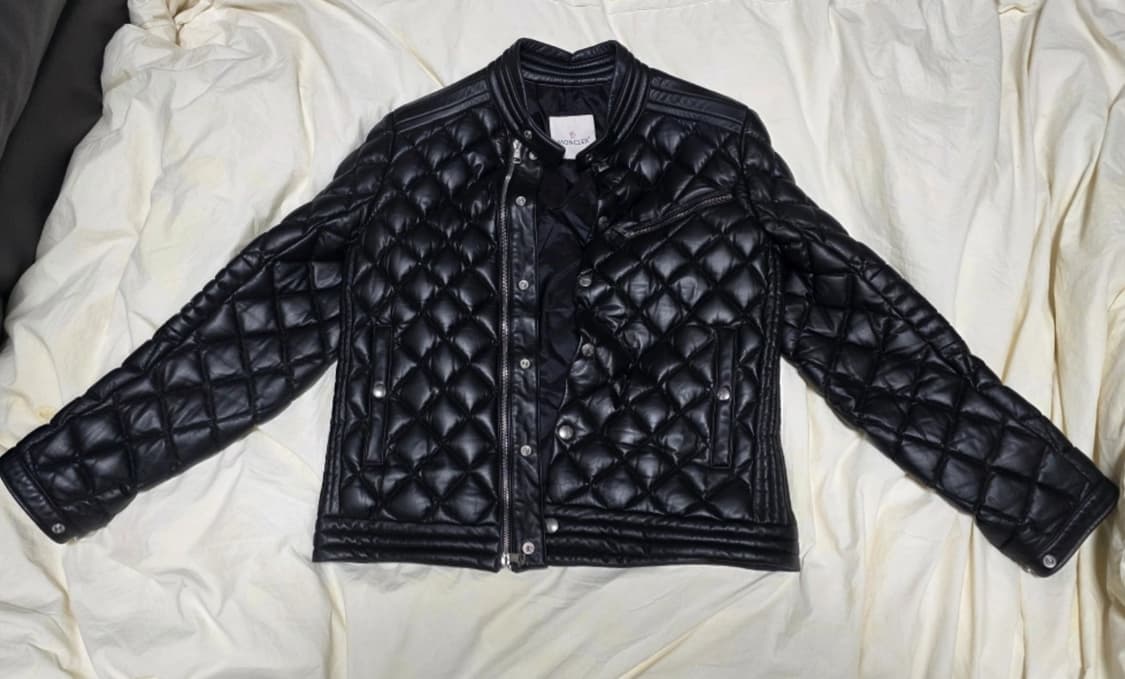 몽클레어 auriac 퀄팅 레더 바이커 자켓 5사이즈  상품이미지1