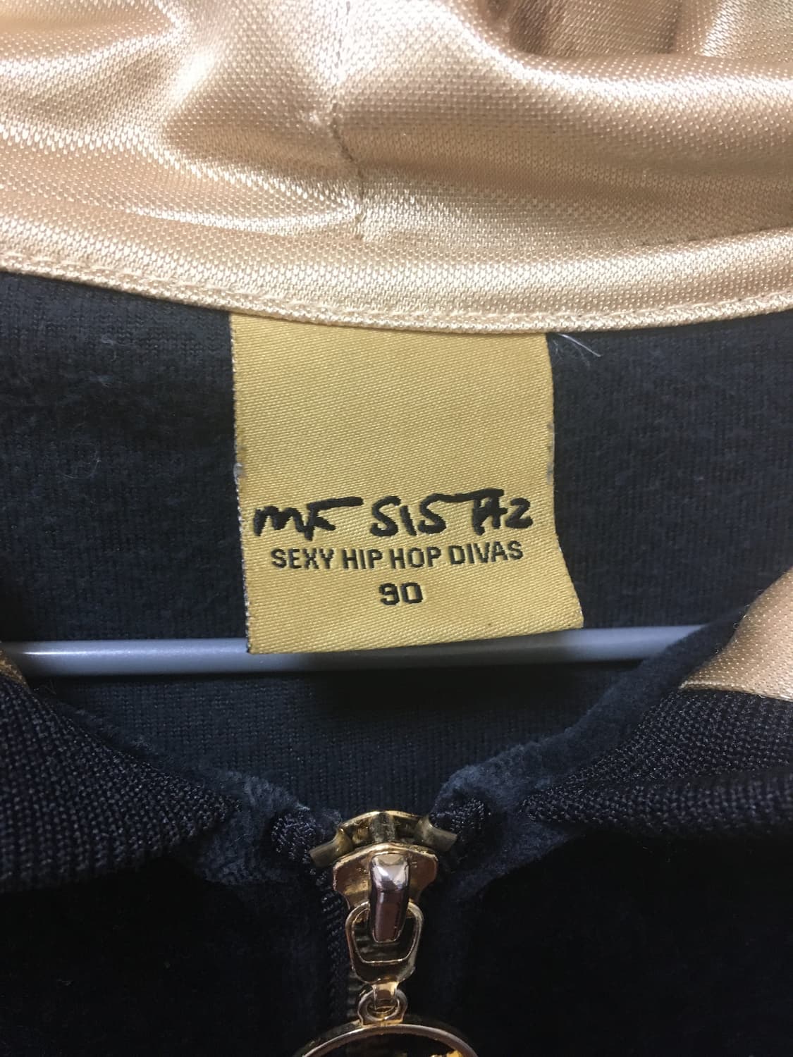 벨벳 후드집업 상품이미지4