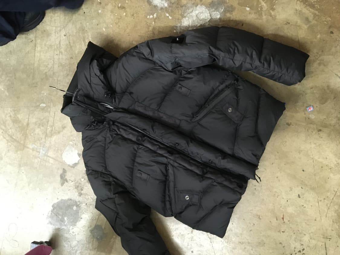 언어펙티드 x 시리즈 콜라보 패딩 s사이즈 상품이미지3