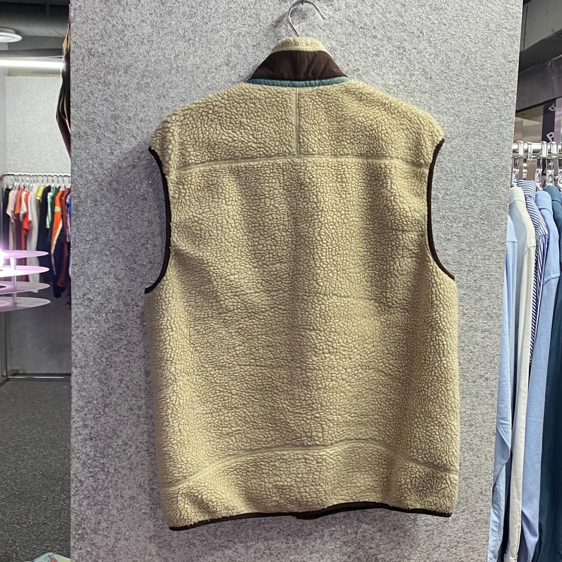 파타고니아 베이지 플리스 베스트 B3130 상품이미지4