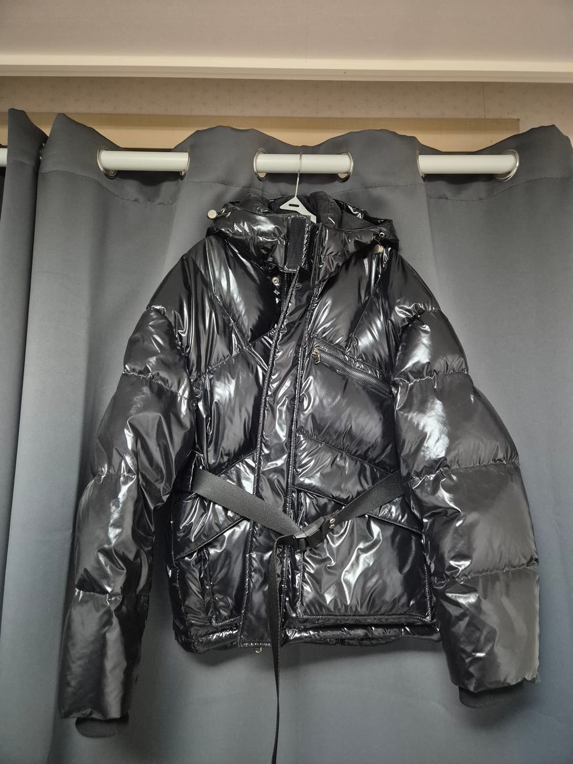 메종미네드 광택 벨티드 구스다운 패딩 Black 상품이미지3