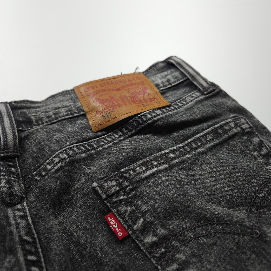 리바이스 511 레드탭 블랙 데님 팬츠 (30) 상품이미지5