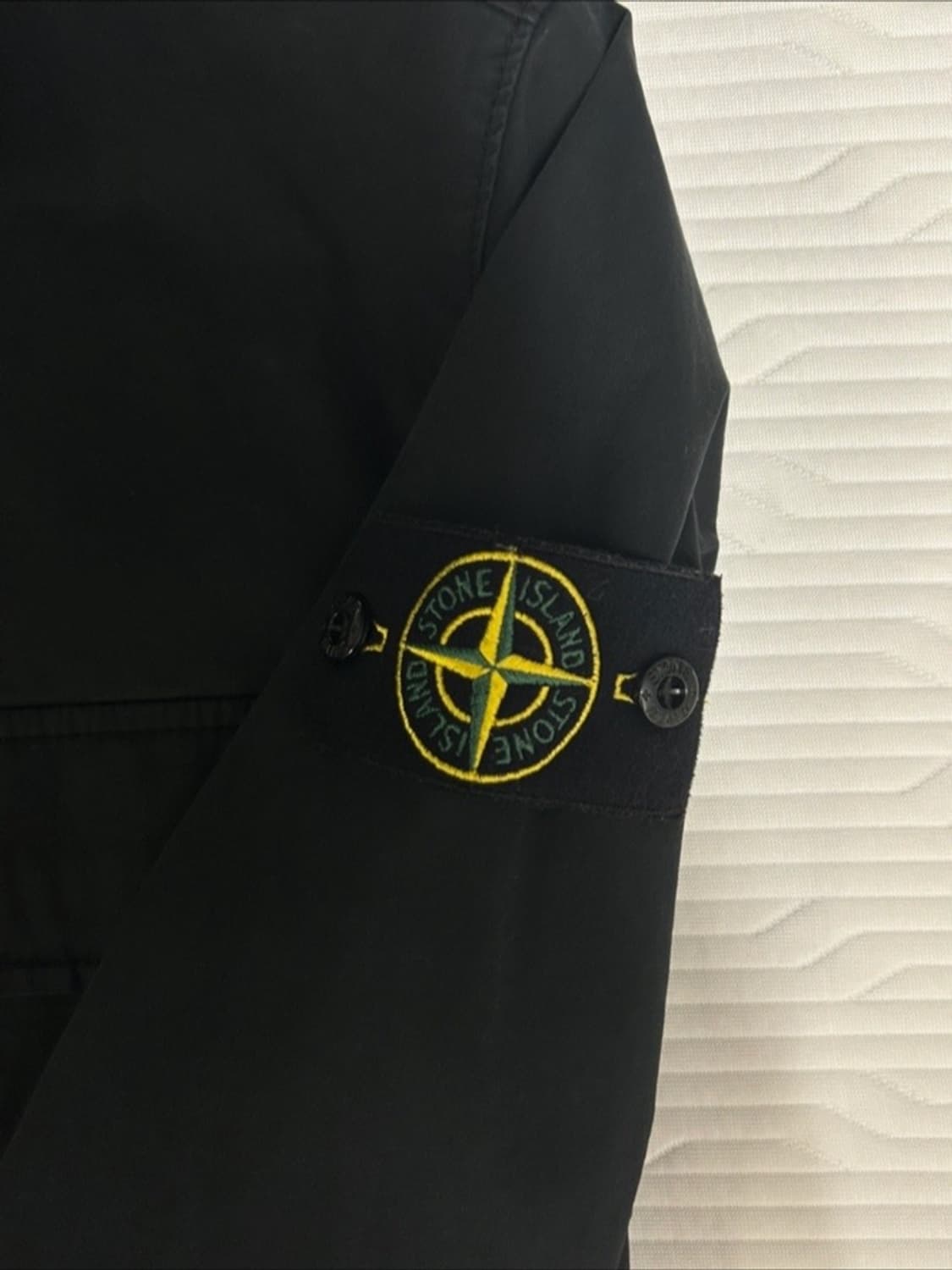 스톤아일랜드 23SS 셔츠 자켓 판매합니다 (정품) (1회 착용) 상품이미지2