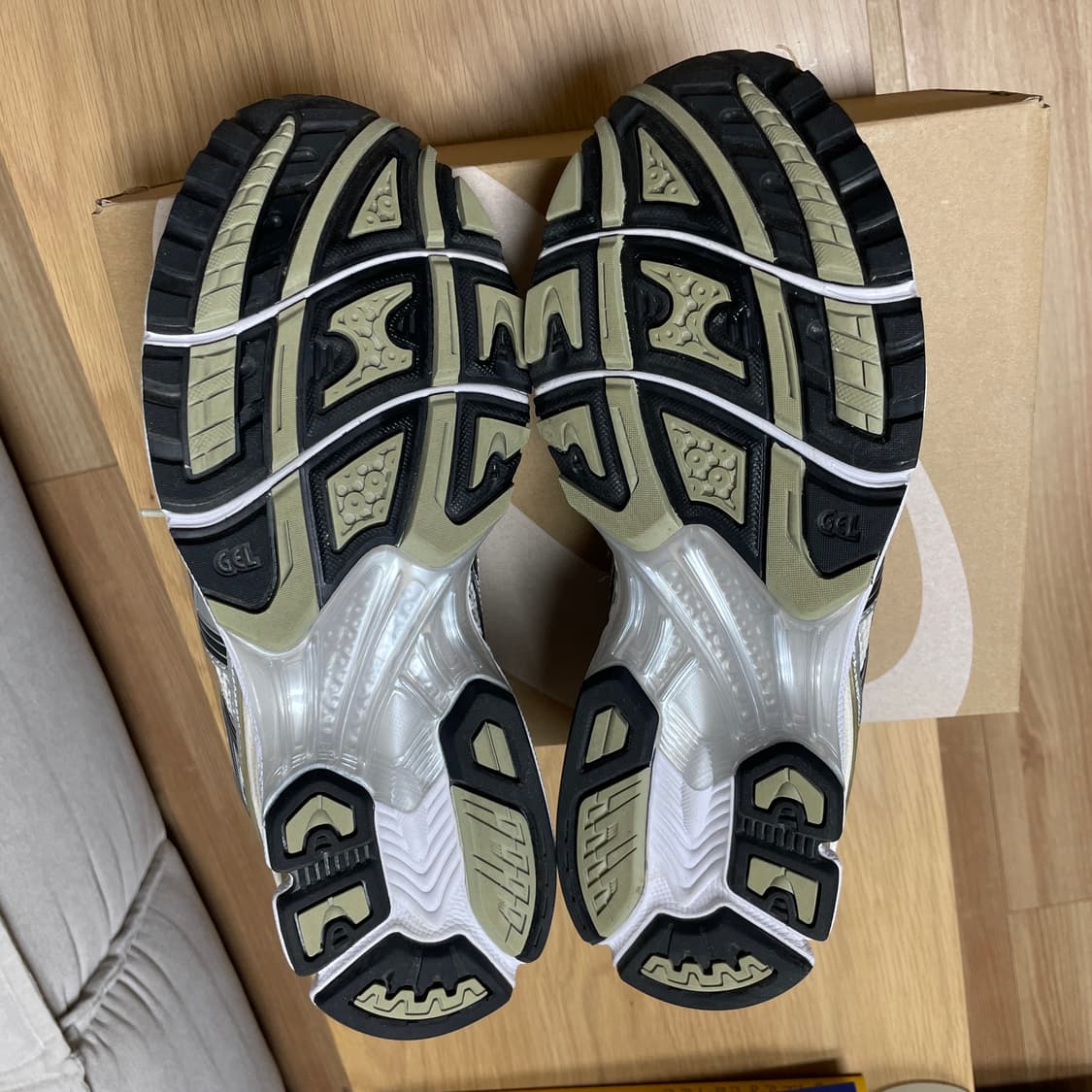 아식스 젤카야노14 버치퓨어실버 275 상품이미지9