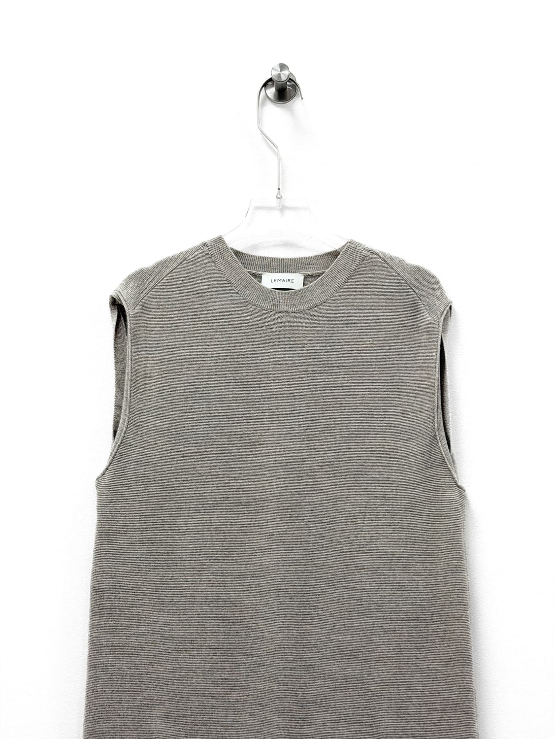 르메르 메리노 울 블렌드 백 버튼 디테일 니트 원피스 상품이미지2