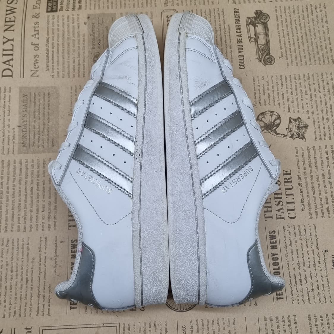 아디다스 슈퍼스타 흰색/실버 스니커즈245 상품이미지5