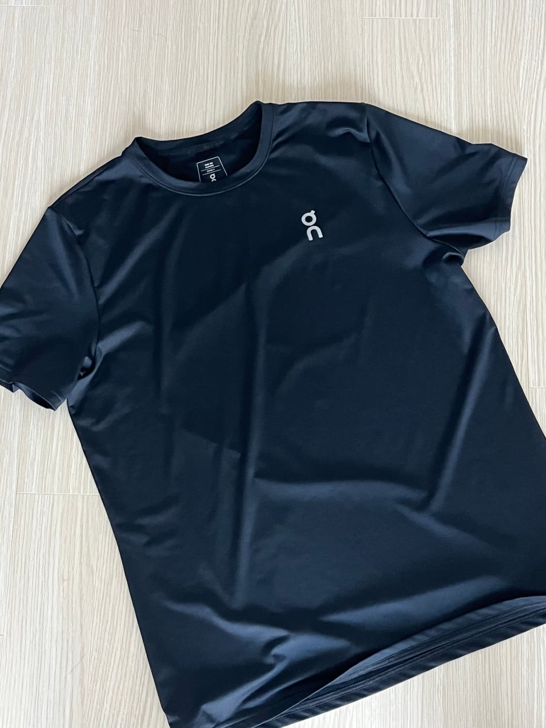 온러닝 코어 반팔티 상품이미지2