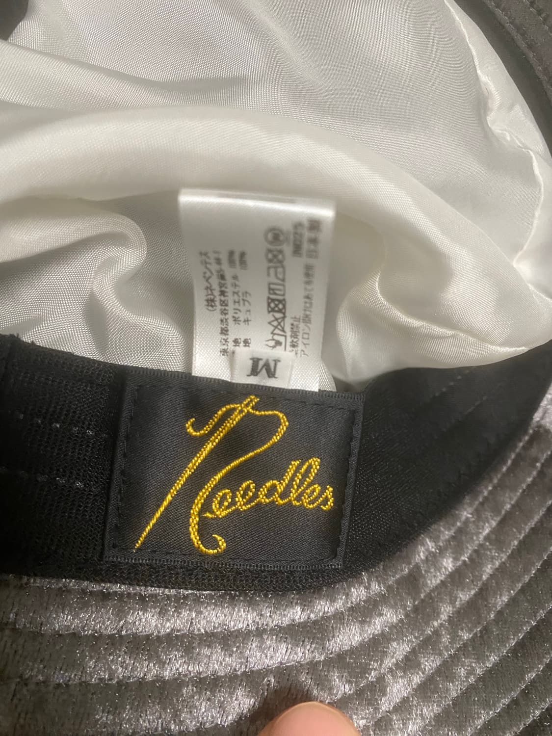 니들스 크러쉬 벨루어 버킷햇 모자 새상품 상품이미지5