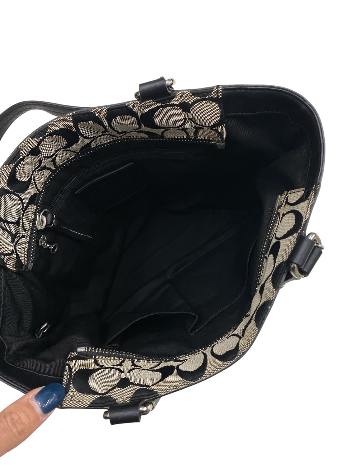 코치 y2k 블랙 숄더백 상품이미지3