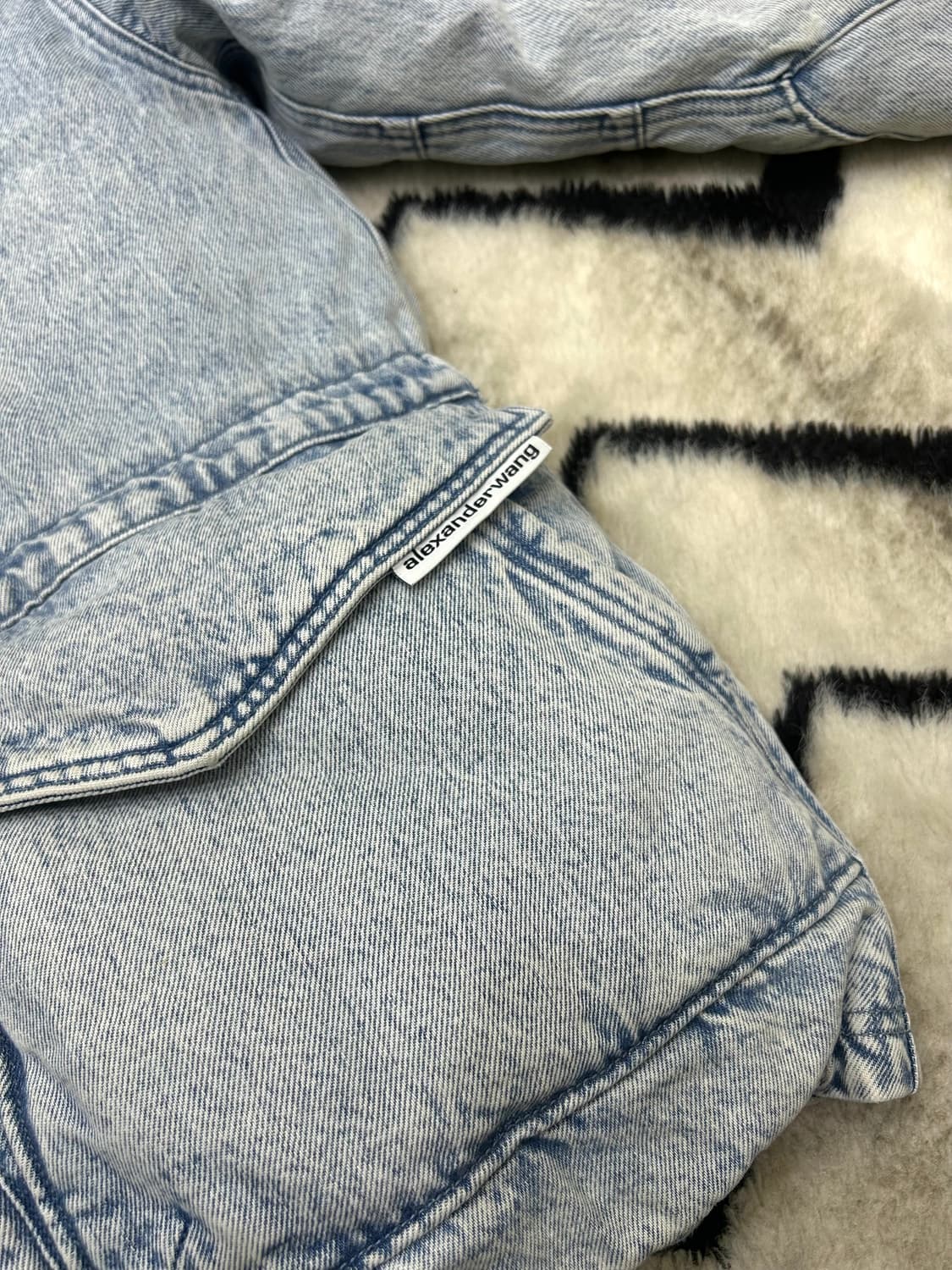[실측L]알렉산더왕 오버사이즈 데님 블리치 패딩/연청 상품이미지1