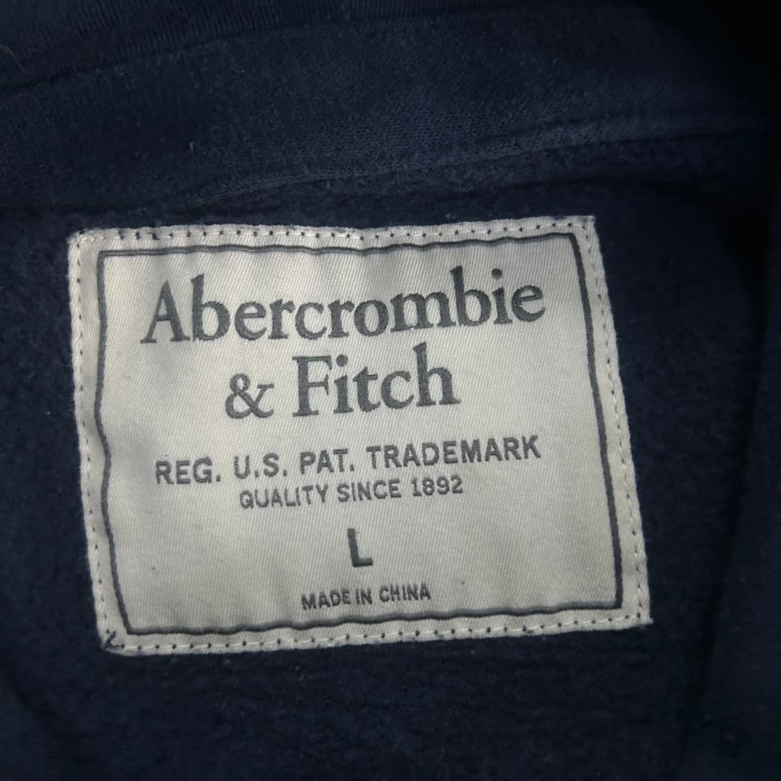 Abercrombie 아베크롬비 스펠아웃로고 네이비 후드티 상품이미지6