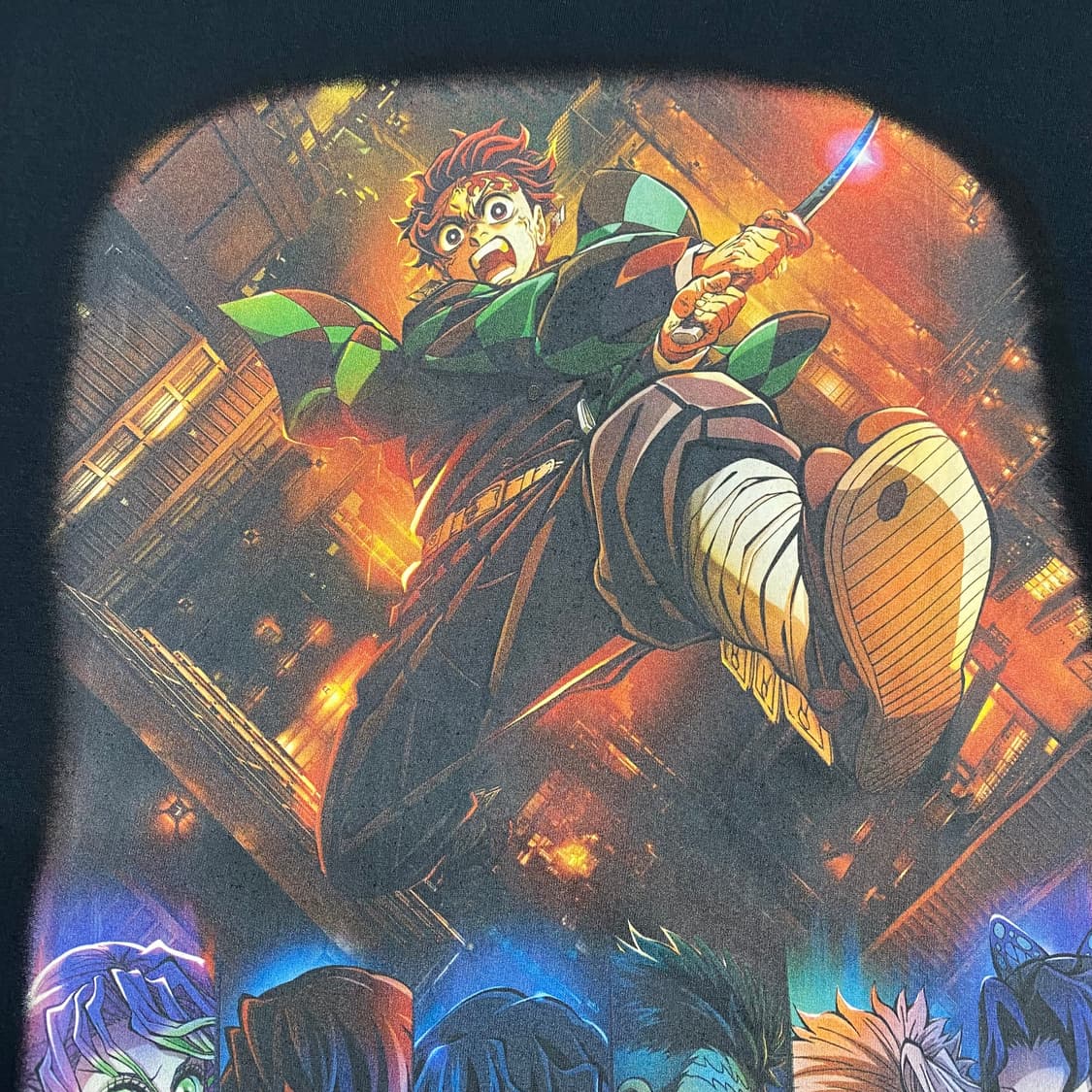 귀멸의칼날 무한성 오피셜 애니메이션 티셔츠 상품이미지4