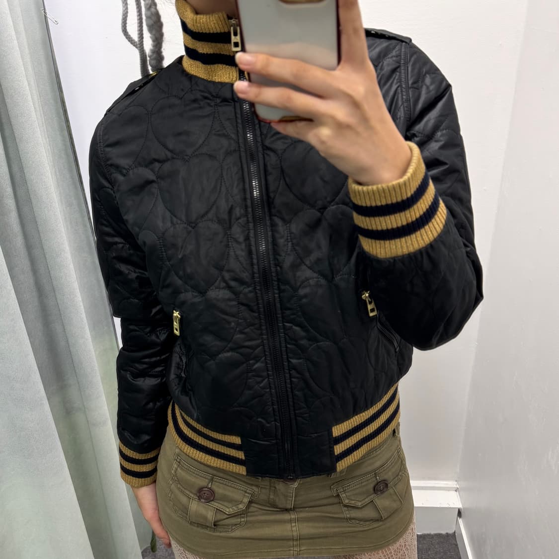 아디다스 블랙골드 퀄트 패딩 상품이미지1