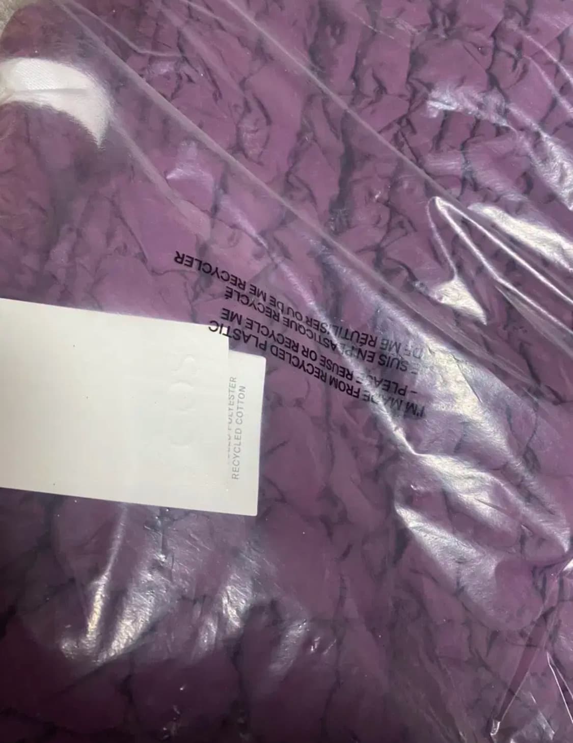 새상품 Cos 퀼티드 오버사이즈백 버건디 상품이미지4