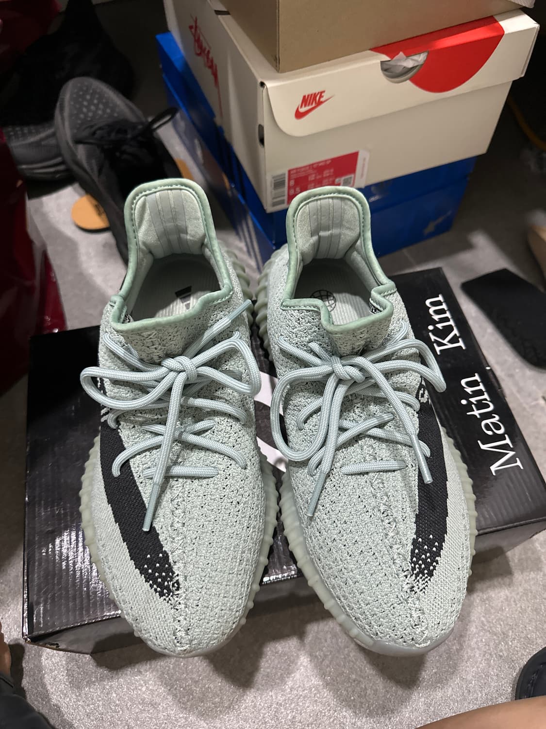Adidas Yeezy Boost 350 V2 Salt Core Blac 상품이미지1