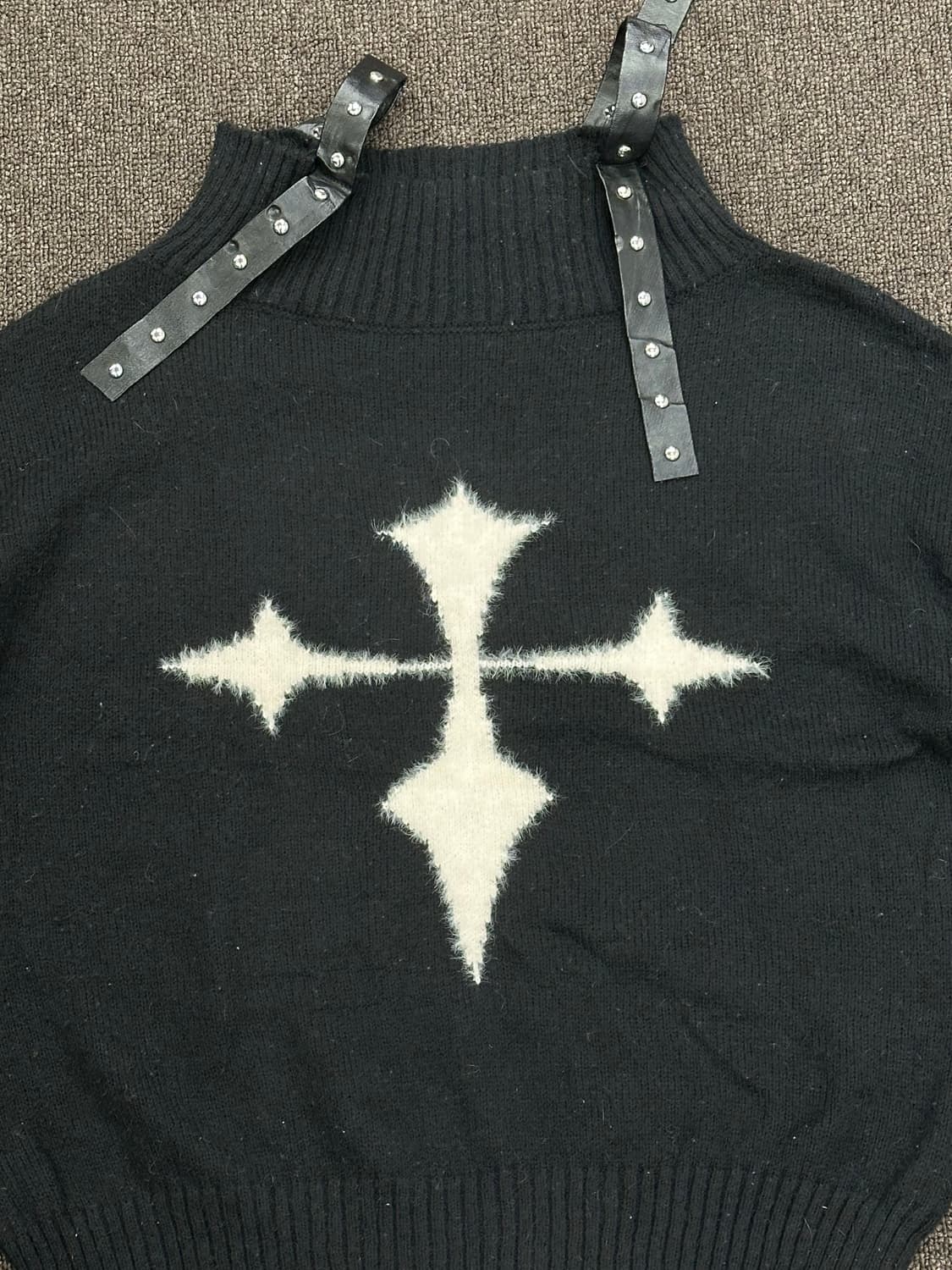 OS)Black Queen 펑크 여성 십자가 블랙 스웨터 상품이미지3