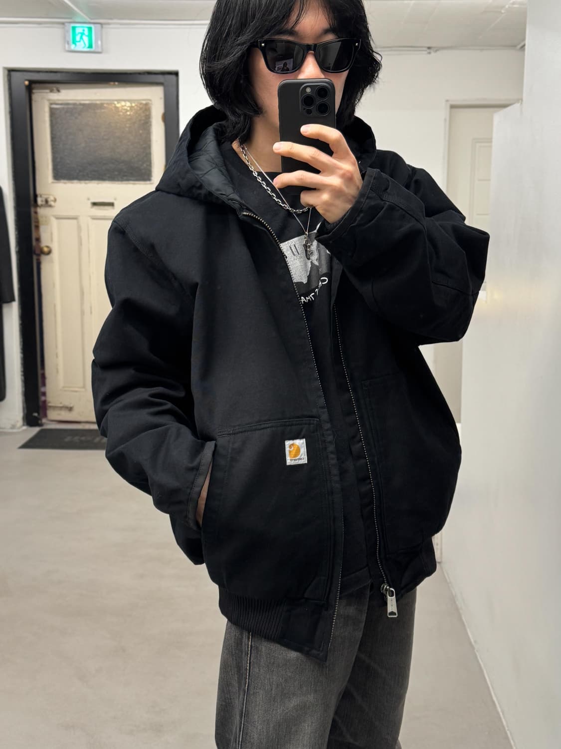 칼하트 블랙 액티브 자켓 상품이미지2