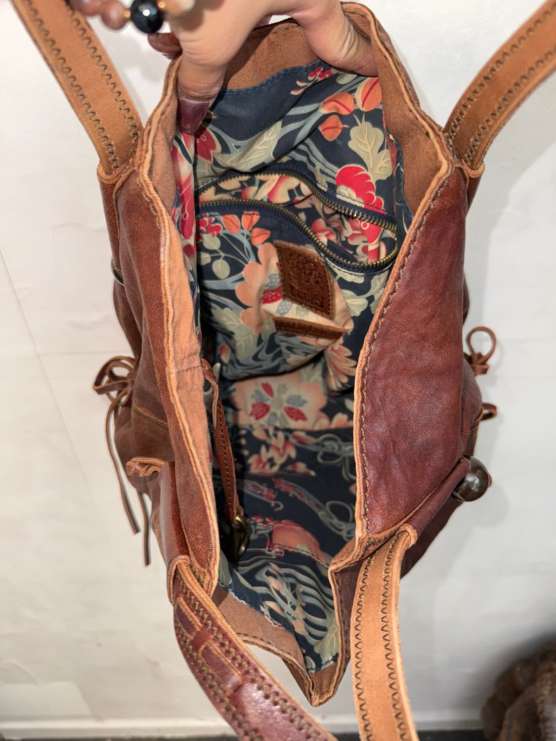 Red brown lamb skin shirring bucket 숄더백 상품이미지5