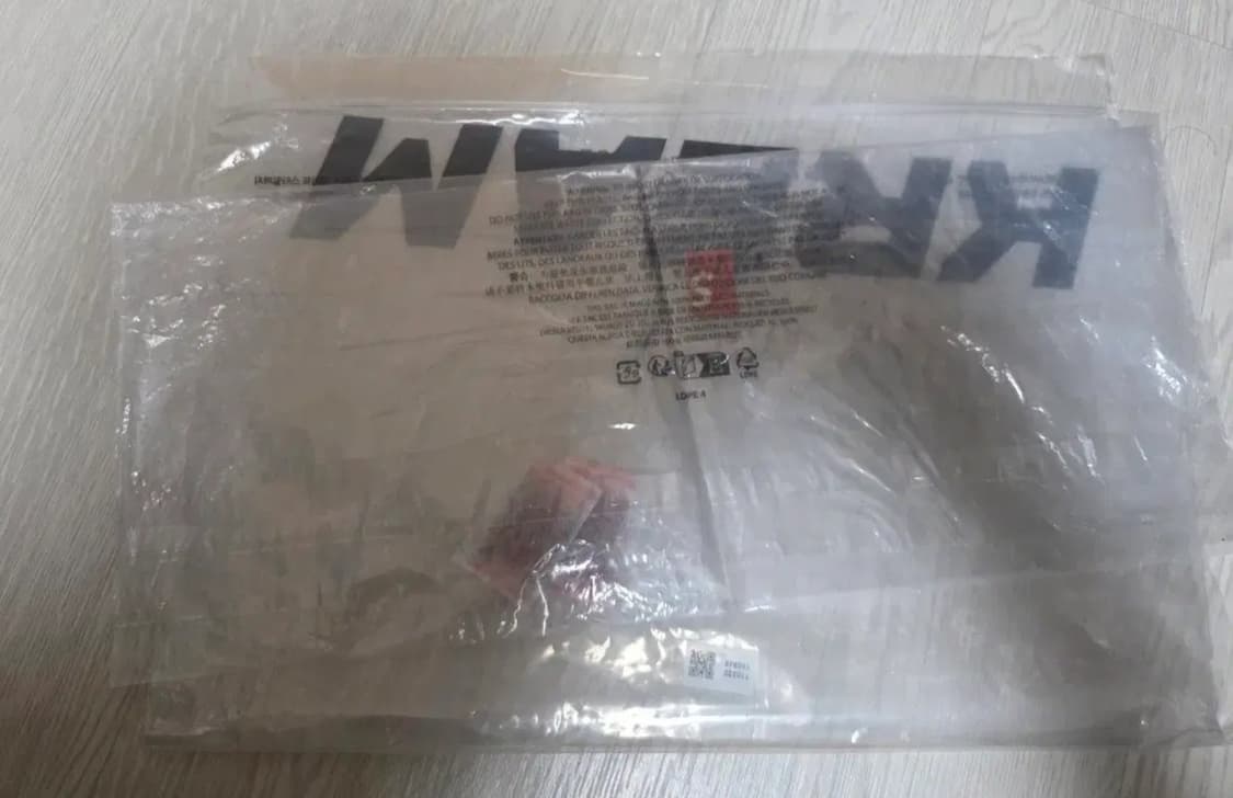 슈프림 미니 더플백 블랙 - 24SS 판매합니다 상품이미지10