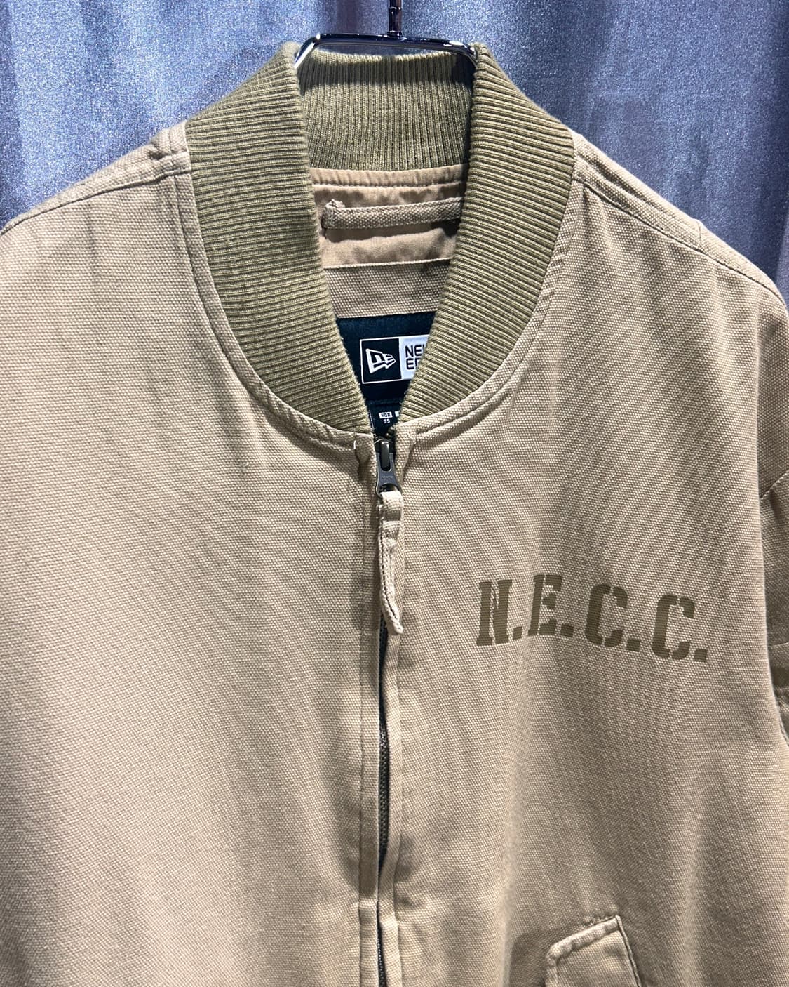 S 뉴에라 N.E.C.C. 성조기 패치 샌드베이지 코튼 블루종 상품이미지5