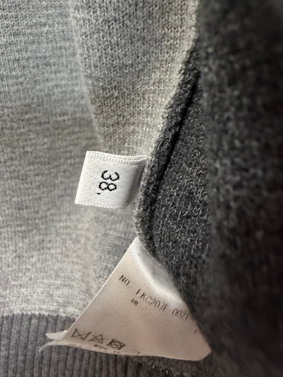 톰브라운 펀믹스 사선 가디건 (44)  상품이미지10