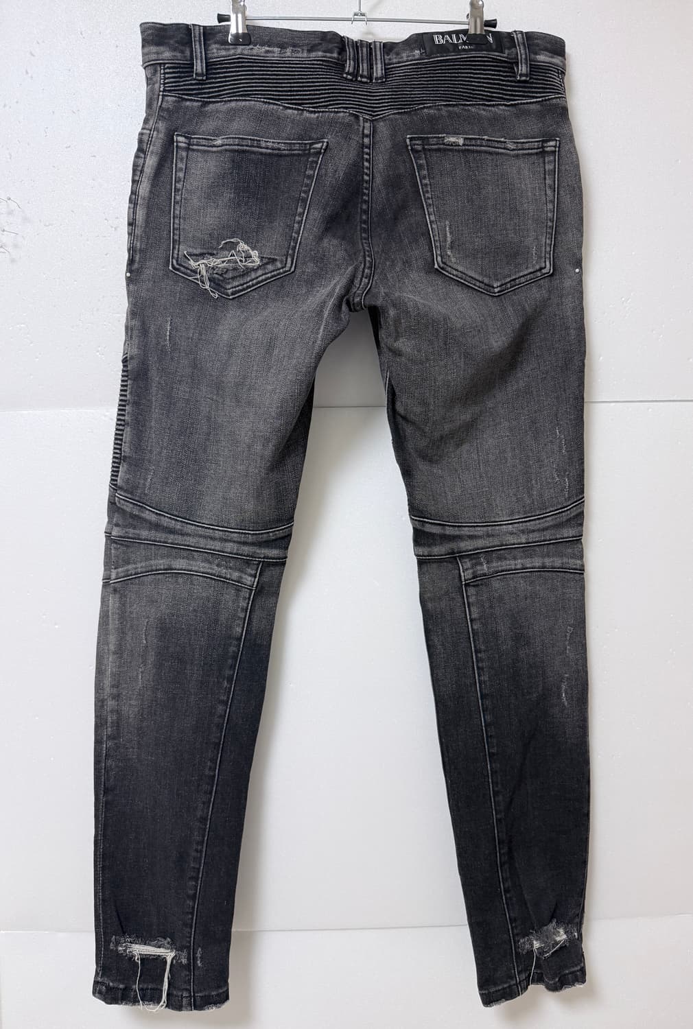 발망(BALMAIN) 디스트로이드 바이커 데님 팬츠 34 데일리  상품이미지3