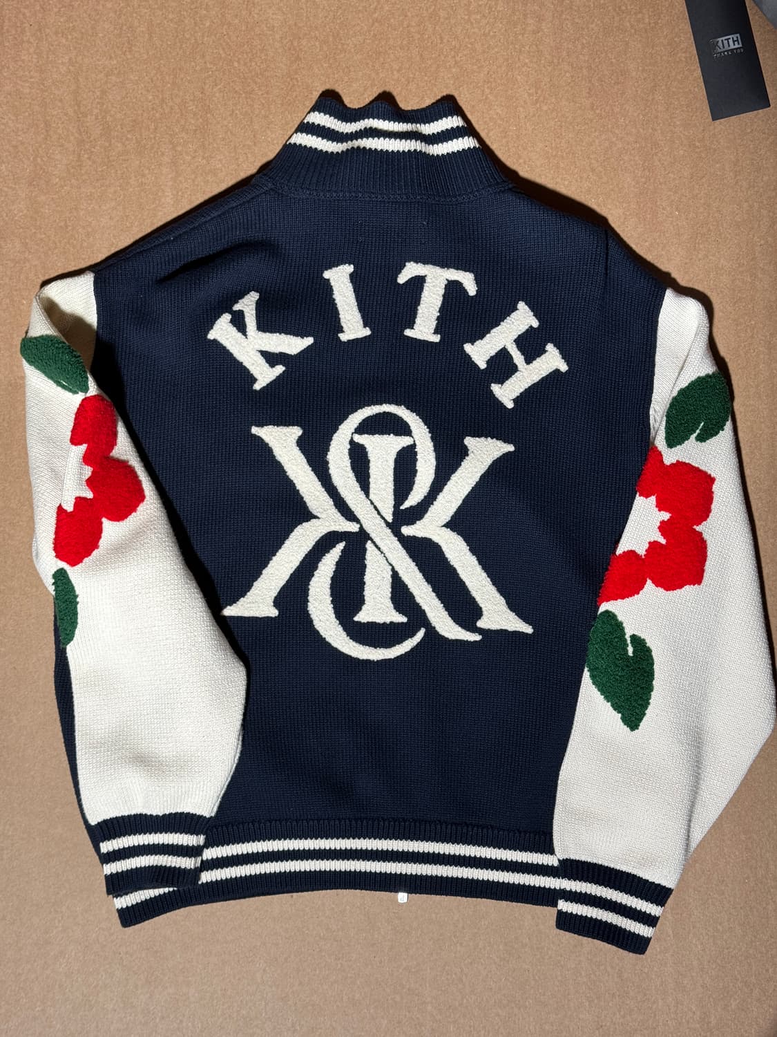 KITH 키스 플로럴 크레스트 와이오나 풀 집 스웨터 녹터널 상품이미지2