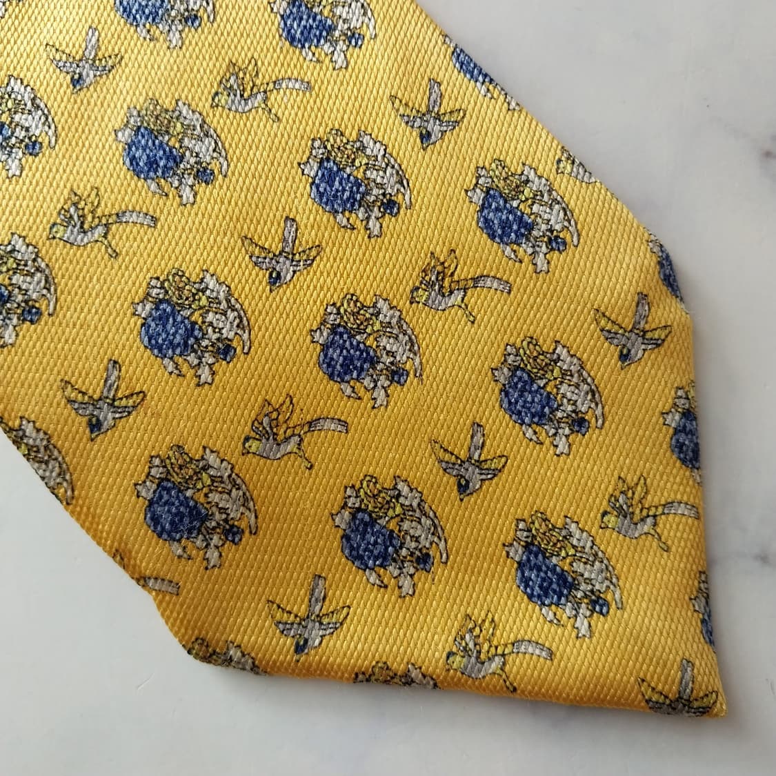 니나리치 실크 옐로우 새 모티브 넥타이 9.6cm A등급 K1942
 상품이미지4