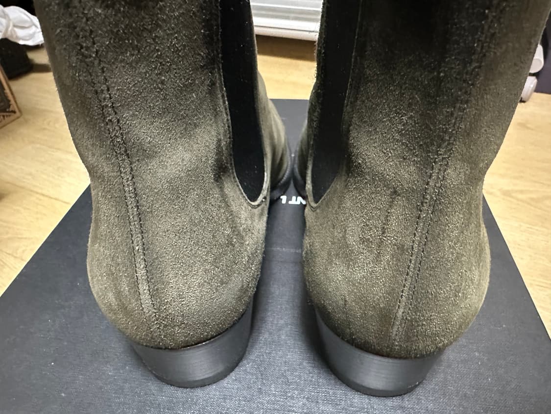 (42)생로랑 와이어트 40 다크그린 스웨이드 상품이미지2