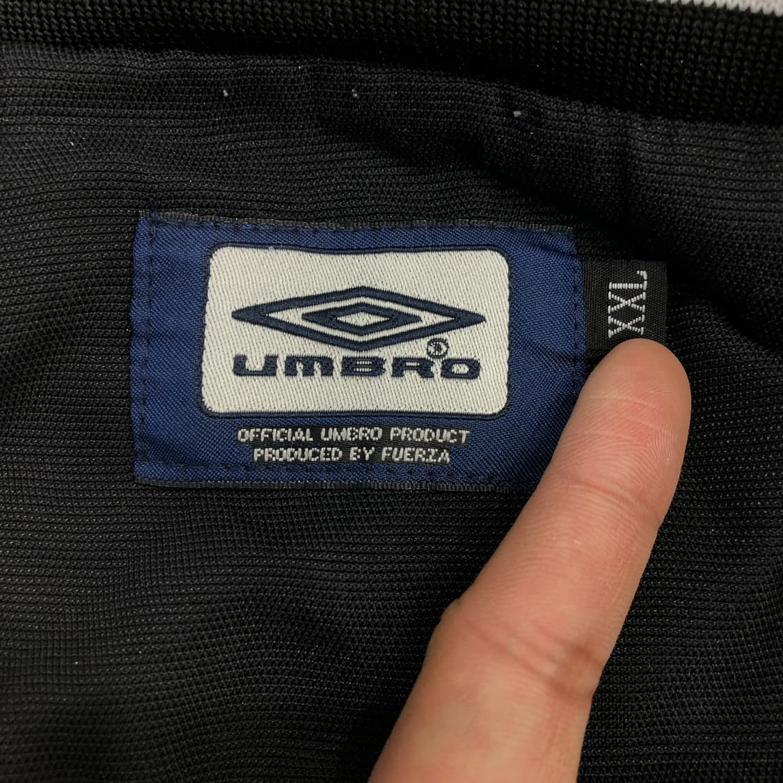 엄브로 올드스쿨 바람막이 자켓 상품이미지5