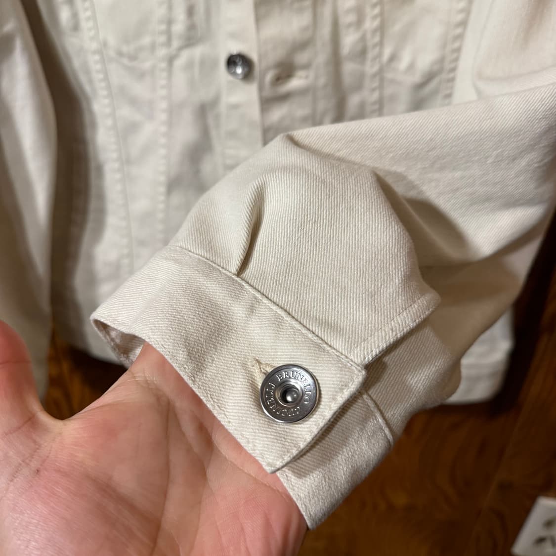 브루넬로 쿠치넬리 화이트 트러커 데님 자켓  상품이미지6