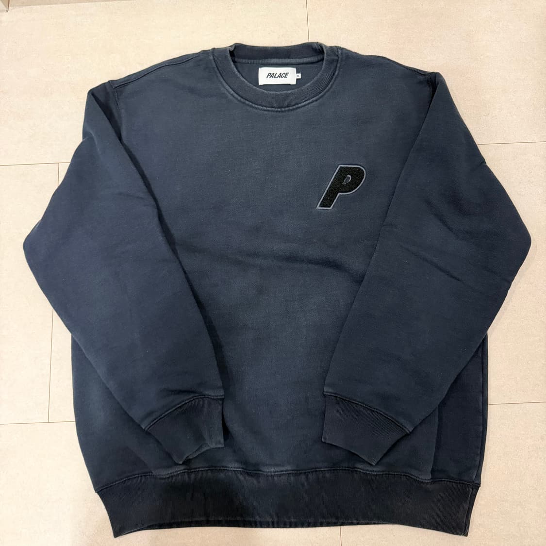 팔라스 트라이퍼그 셔닐 크루넥 블랙 상품이미지1