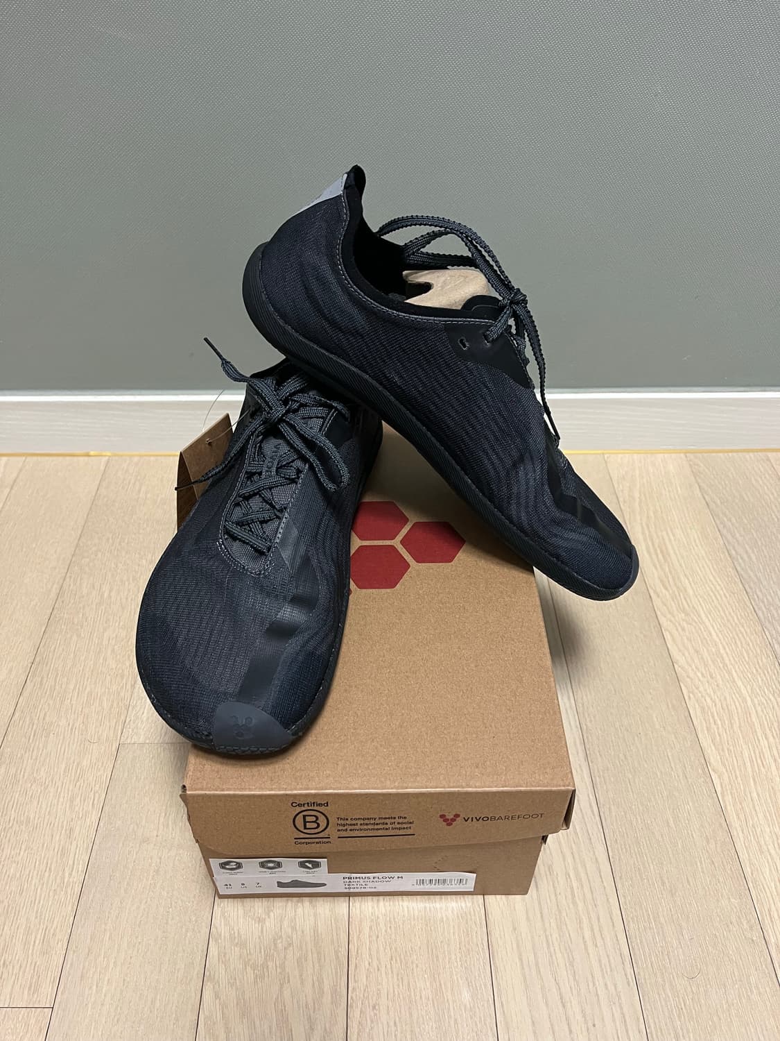 새제품 비보베어풋 41 사이즈 22만원에 판매합니다. 상품이미지3