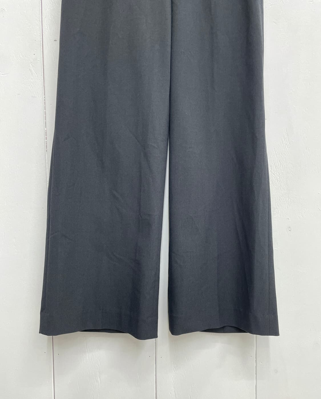 무신사 스탠다드 우먼즈 와이드 히든 밴딩 슬랙스 그레이 상품이미지8