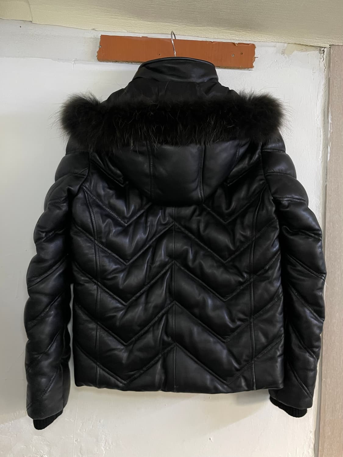 후드 레더 다운 자켓 상품이미지2