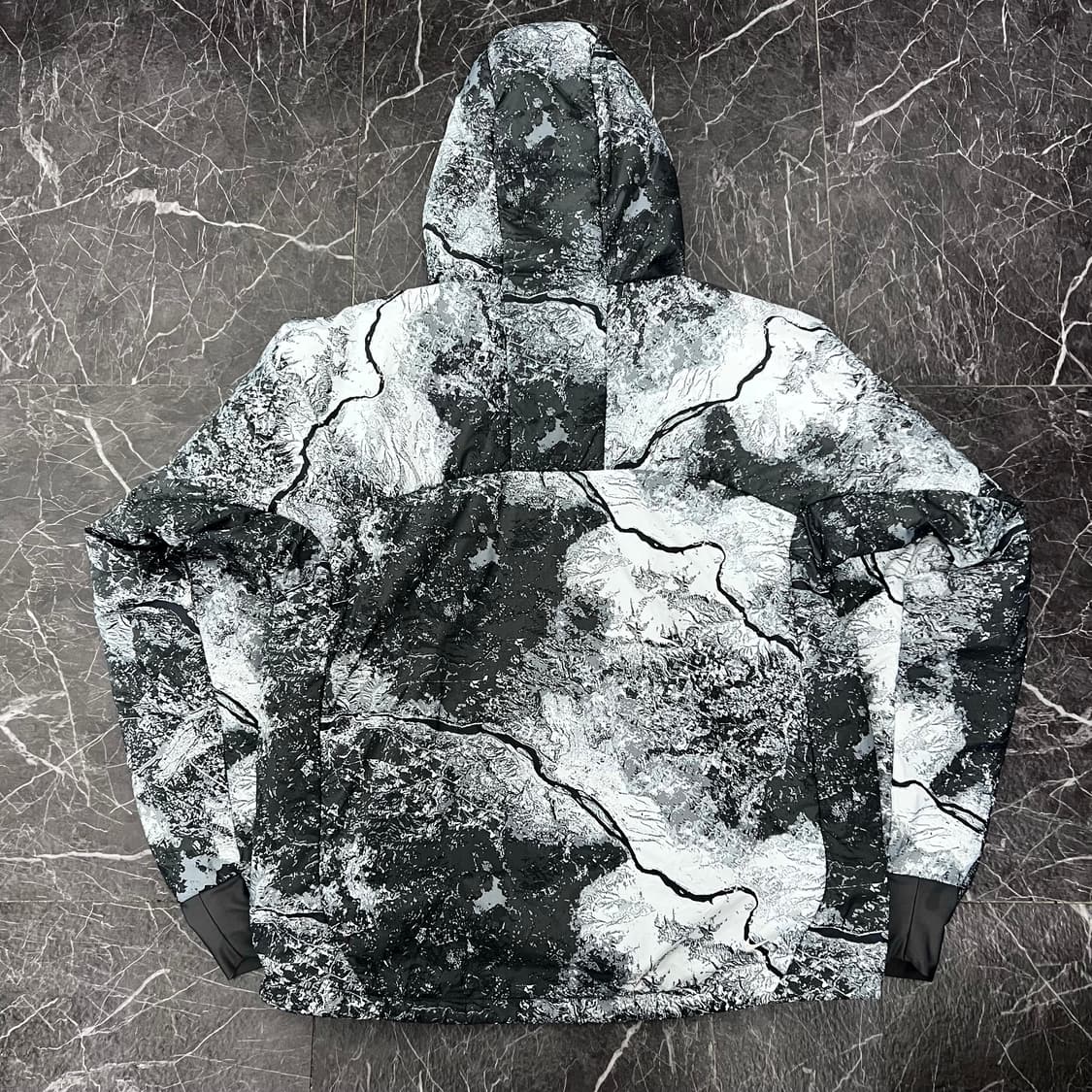 나이키 ACG 써마핏 ADV 올오버 프린티드 자켓 상품이미지3