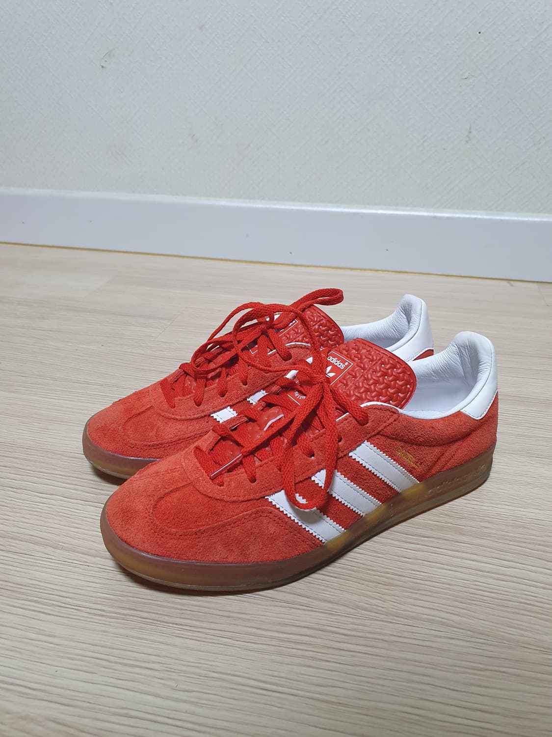 아디다스 가젤 인도어 레드 스웨이드 스니커즈 240 상품이미지4