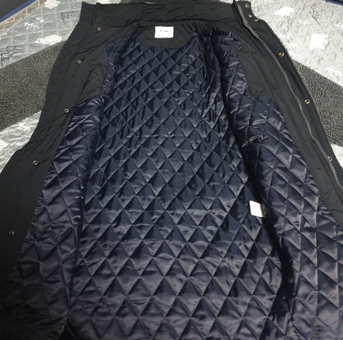 FRJ JEANS 오버사이즈 안감누빔 롱 뽀글이 코트 (F) 상품이미지3