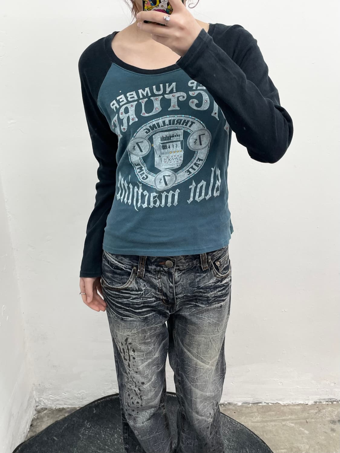 y2k 나그랑 프린팅 큐빅 슬리브 상품이미지3