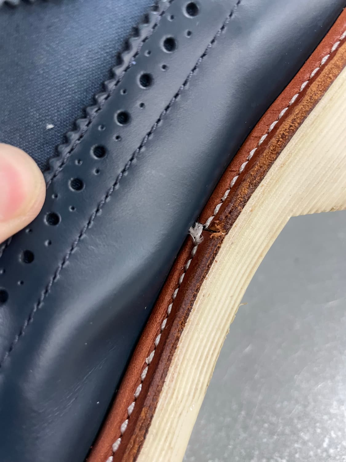 닥터마틴 알프레드 네이비 UK8 상품이미지7