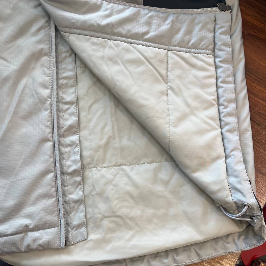 Nike  그레이 배색 패딩 상품이미지5