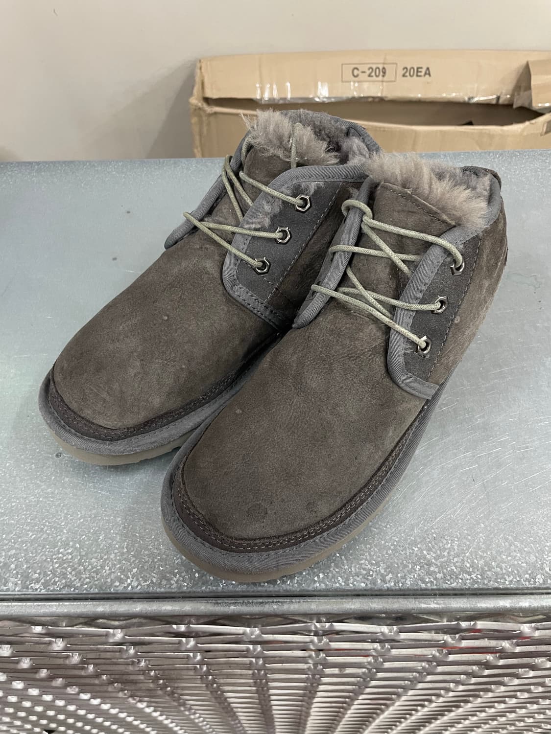 어그 뉴멜 스웨이드 부츠 260 상품이미지2