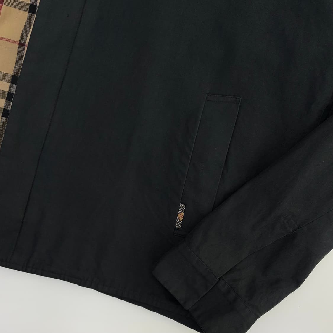 Burberry 버버리 노바체크 블랙 애시데일 블루종 자켓 상품이미지3