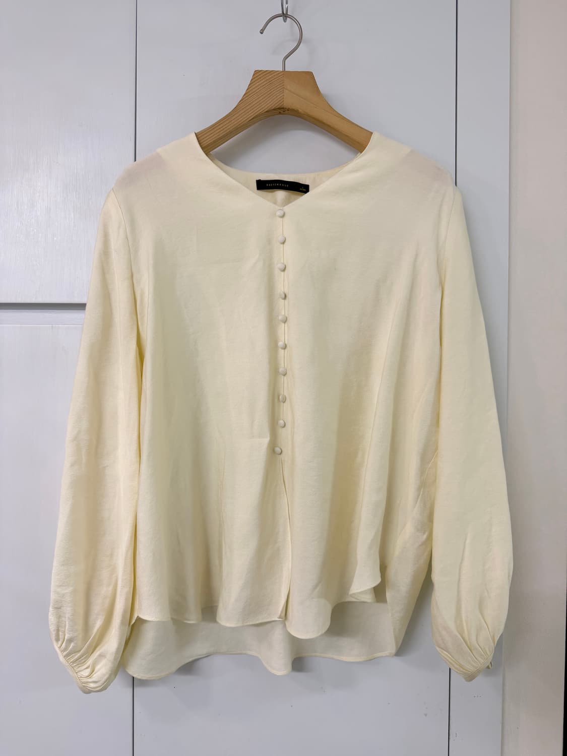 크림아이보리 블라우스 상품이미지1