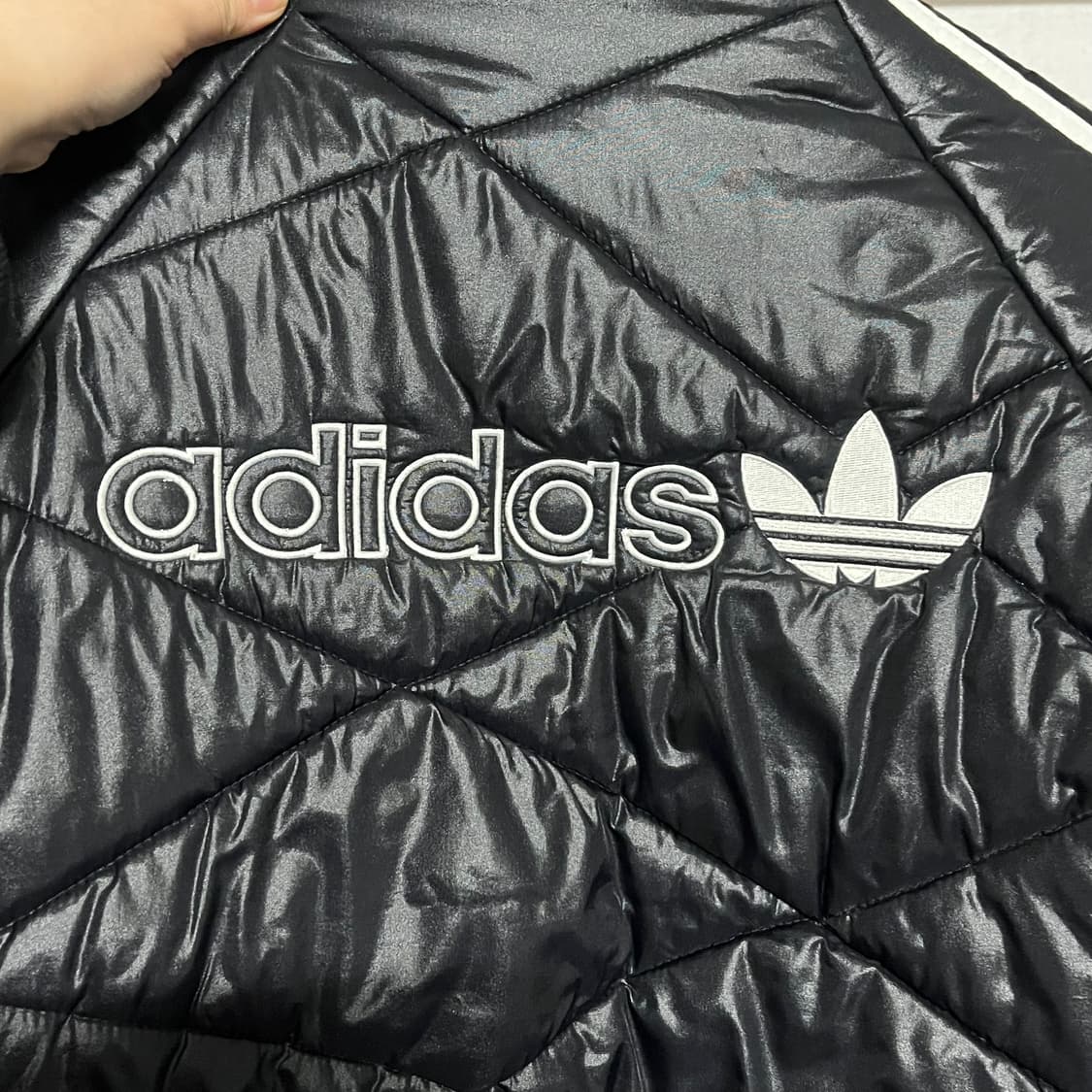 아디다스 올드스쿨 블랙 삼선 패딩 S 상품이미지5