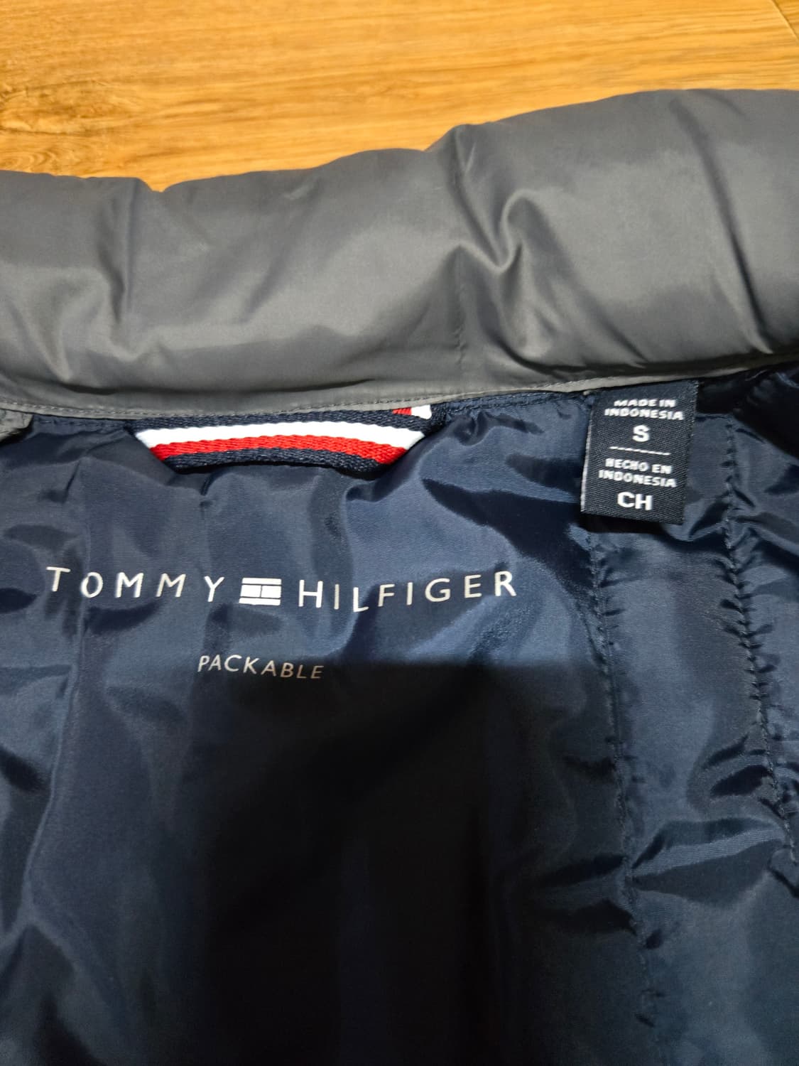 타미힐피거 남성 경량패딩 상품이미지6