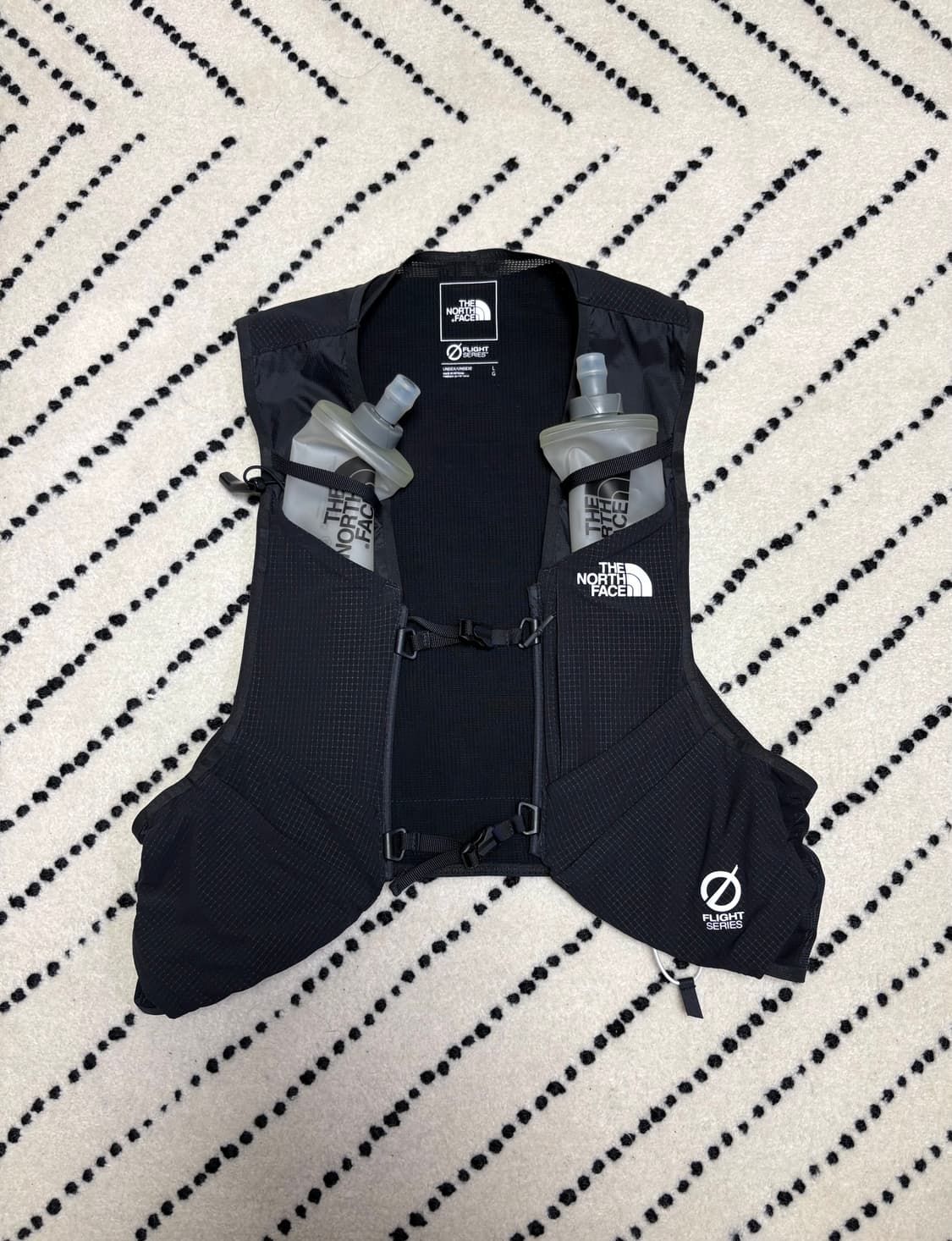 노스페이스 플라이트 레이스 베스트 L 상품이미지2