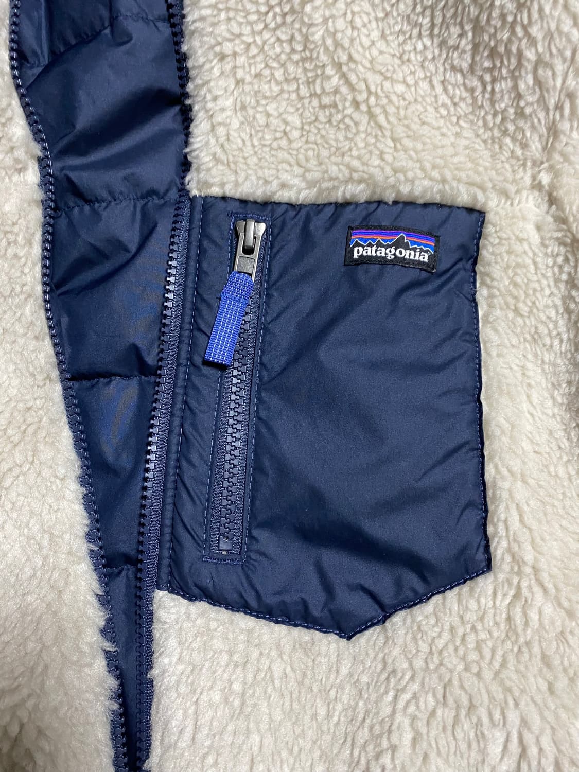 파타고니아 리버시블 퀼팅 플리스 후드 집업 자켓 상품이미지3