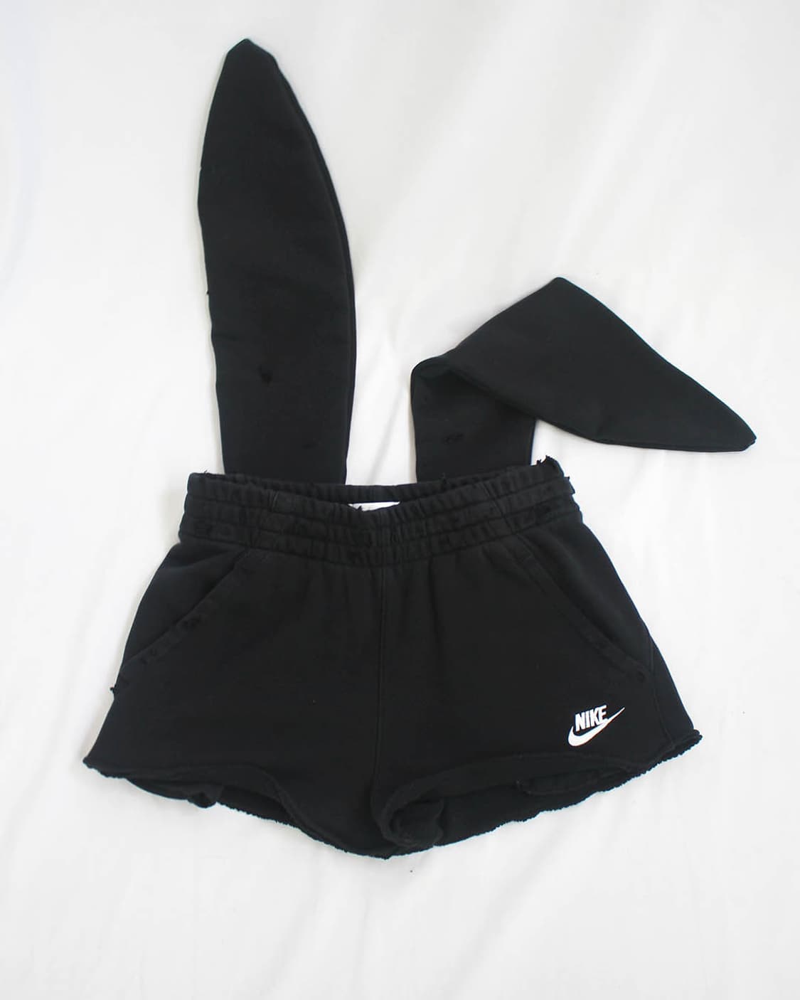 Nike B-EAR distressed training shorts 상품이미지2
