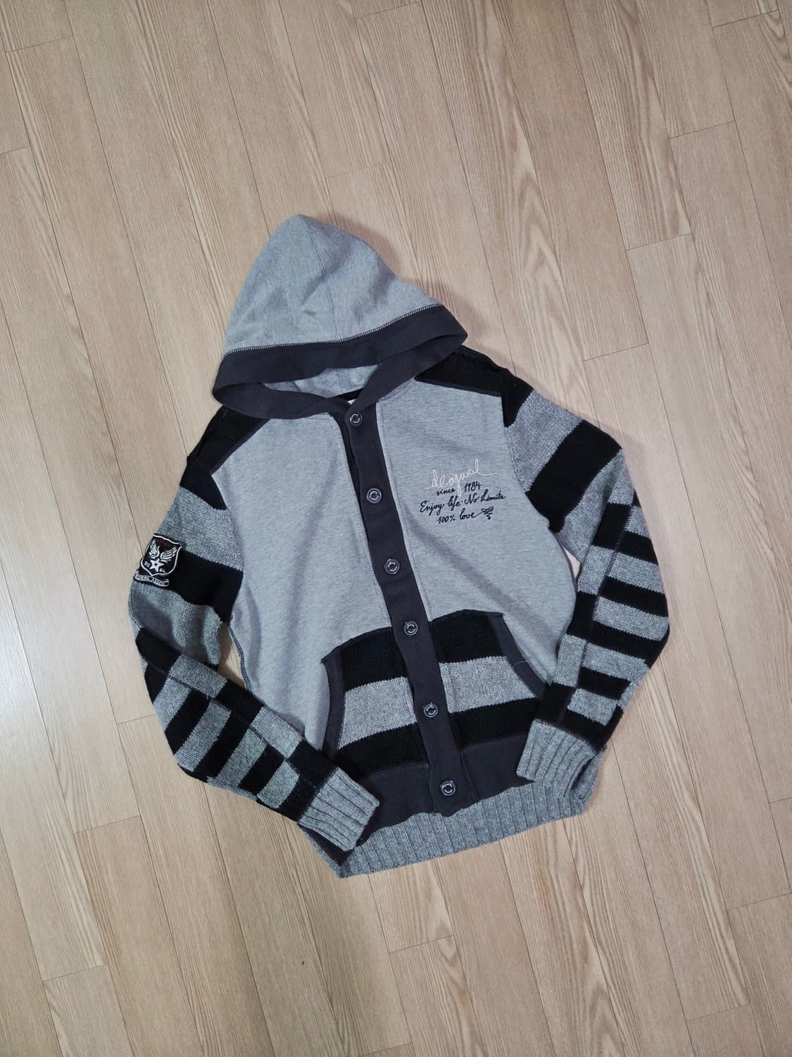 데시구알 스트라이프 배색 버튼 후드 재킷 상품이미지3